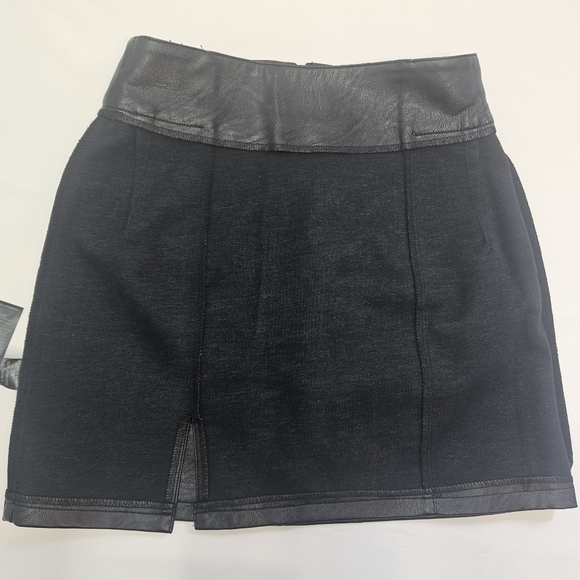 Topshop Faux Leather Skirt - Picture 6 of 9